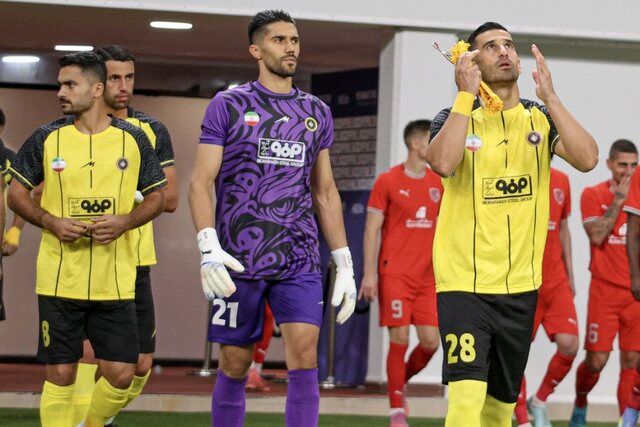 فراخوانی حسین حسینی به کمیته انضباطی باشگاه سپاهان