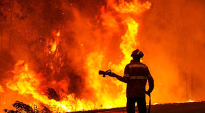 وقوع آتش‌سوزی در بخش نوزادان ساختمان قدیم بیمارستان کودکان بندرعباس