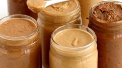 عوامل موثر بر قیمت بادام زمینی کره‌ گیری و نکات کلیدی برای انتخاب بهترین دانه ‌ها جهت تولید کره طبیعی