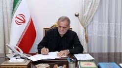 پزشکیان: دسترسی باکیفیت و پایدار به خدمات دیجیتال حق زندگی مردم عزیز ایران است