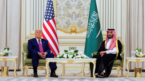 اعلام جرم دادستانی تهران علیه یک نماینده سابق مجلس در رابطه با ادعای کذب نامه پزشکیان به ترامپ از طریق بن سلمان