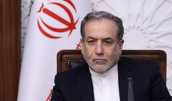عراقچی: نقش رسانه‌ها در روایت دفاع مقدس ایرانیان بسیار کلیدی است
