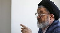 اکرمی: کسی حق ندارد همه کار‌ها را گردن دولت بیاندازد/ در خانه و خانواده همه افراد باید کار کنند