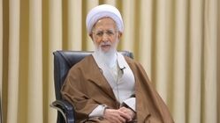 چه کسی بر پیکر رهبر شهید نماز اقامه می‌کند؟