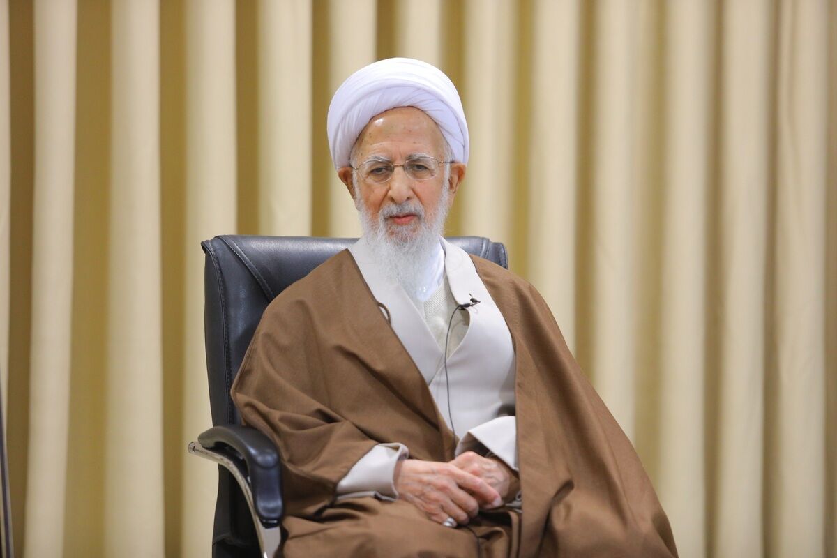 آیت‌الله جوادی آملی: اقتصاد با سفارش حل نمی‌شود
