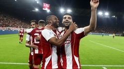 المپیاکوس با گلزنی طارمی صدرنشین شد