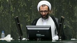 عضو هییت رئیسه مجلس: باید ساعت مشخصی برای پخش جلسات علنی مجلس تعیین شود