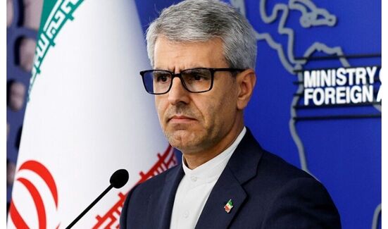 بقایی: سیاستی که نابودی پل‌ها و نیروگاه‌ها را تجویز می‌کند، آشکارا غیرقانونی و جنایتکارانه است