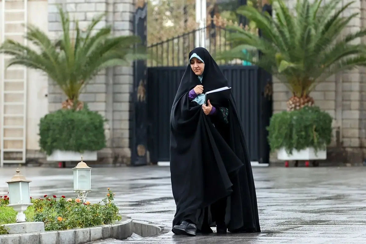 معاون رئیس جمهور: کاهش مهریه از ۱۱۰ به ۱۴ سکه کاملا منتفی است