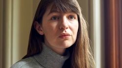 این نویسنده پرفروش ممکن است دستگیر شود