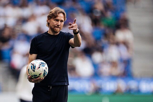 سرمربی روسیه: بولیوی‌ تکنیکی‌تر از ایران است!