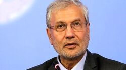 ربیعی:  جامعه ممکن است محدودیت امنیتی کوتاه‌مدت را تحمل کند اما بی‌عدالتی را می‌فهمد