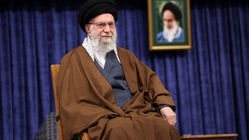 رهبر انقلاب خطاب به رئیس جمهور آمریکا: اصلاً شما چه کاره هستی؟!