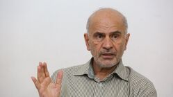 فرشاد مومنی: آیا وقت آن نرسیده که وضعیت فوق‌العاده اعلام شود؟