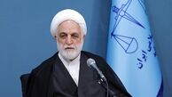 رئیس قوه قضائیه: خبرنگار متعهد، هم‌سنگر رزمندگان پشت لانچر است