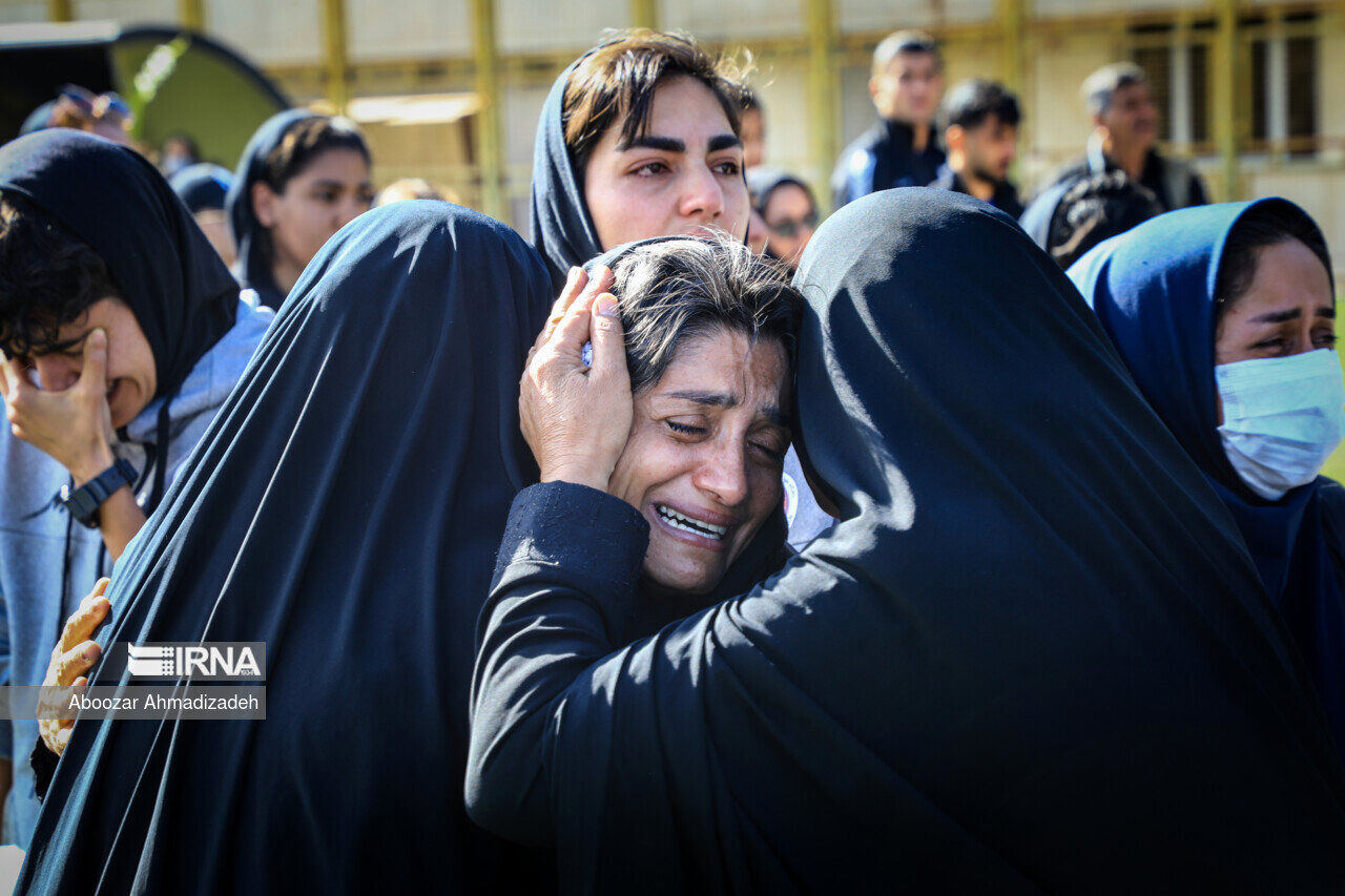 عکس | مراسم تشییع ملیکا محمدی