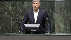 نماینده مجلس: در مجلس جمعی بسیار محدود وجود دارند که تعدادشان حتی به ده نفر هم نمی‌رسد، اما صدایشان بلندتر از وزن واقعی‌شان در مجلس است