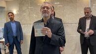ویدئو| خبرنگار: آقای لاریجانی با اسنپ آمدید یا تپسی؟/ لاریجانی: چیزهای مهم‌تری در آن توئیت بود