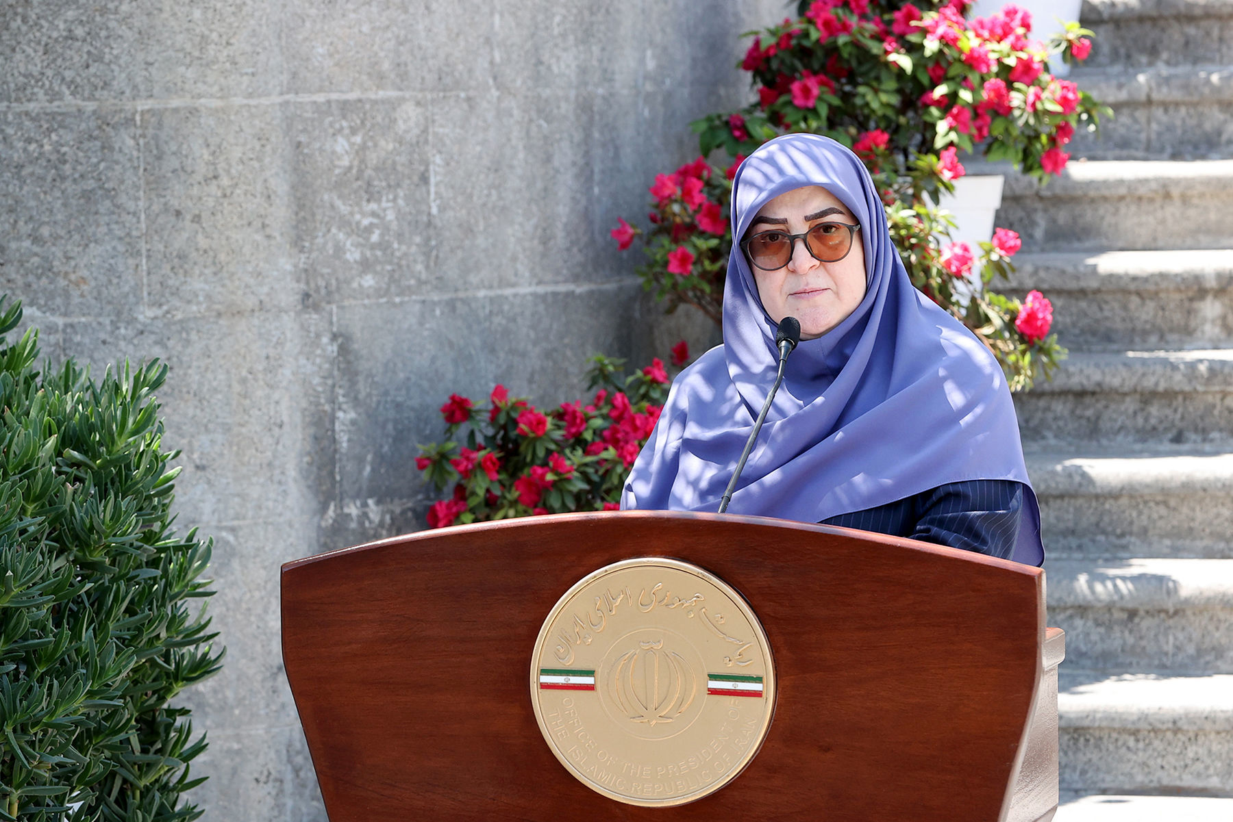 مهاجرانی: وجه نظارتی مجلس را به رسمیت میشناسیم، اما همه باید مراقب مسائلی باشیم که میتواند وحدت را بر هم بزند