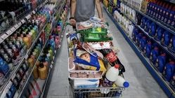 نماینده مجلس: از ابتدای آبان کالابرگ اجرا می‌شود و قیمت‌ها ثابت می‌ماند