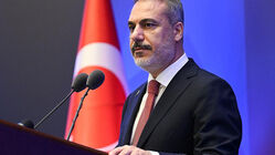 گفت‌و‌گوی تلفنی وزیر خارجه ترکیه با مذاکره‌کنندگان آمریکایی درباره مذاکرات ایران و آمریکا