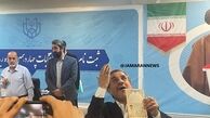 ژست‌های عجیب محمود احمدی نژاد در برابر خبرنگاران