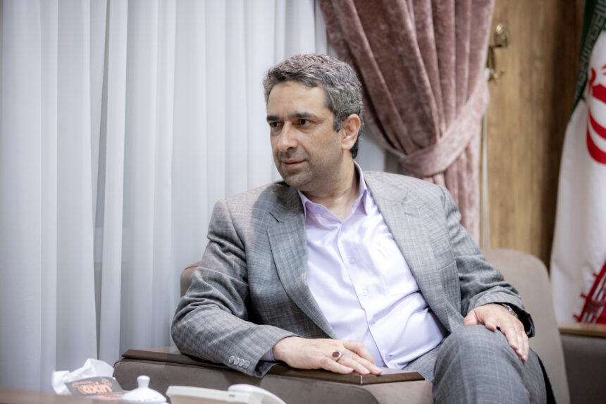 طباطبایی: تندروی در شرایط تهدید، بازی کردن در زمین دشمن است