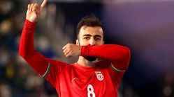 اولادقباد: جوانان باید قدرشناس پیراهن تیم ملی فوتسال باشند