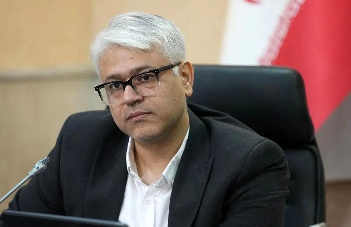 انتقاد معاون وزیر ارتباطات از لایحه جنجالی دولت: لایحهای که ادعای «مقابله با دروغ» دارد، در عمل خودش به «موتور دروغسازی» تبدیل میشود