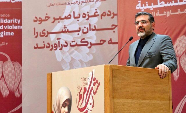 حضور زنان به مقامت معنا میدهد