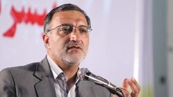 عکس | زاکانی با منتقدان با استفاده از دیوارهای تهران، تسویه حساب کرد!