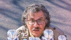 گریم متفاوت داریوش فرضیایی در یک سریال