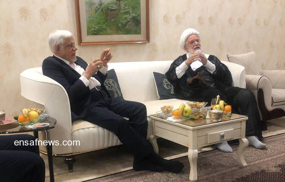 انتشار تصویری از دیدار معاون اول رئیس جمهور با مهدی کروبی